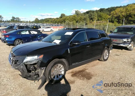 2017 Lincoln Mkt Livery from USA, damaged, VIN 2LMHJ5NK3HBL00164